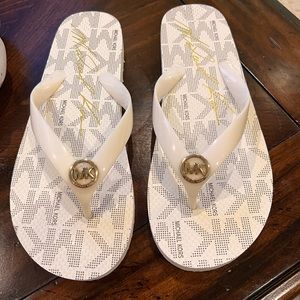 Michael Kors sandals Size 8